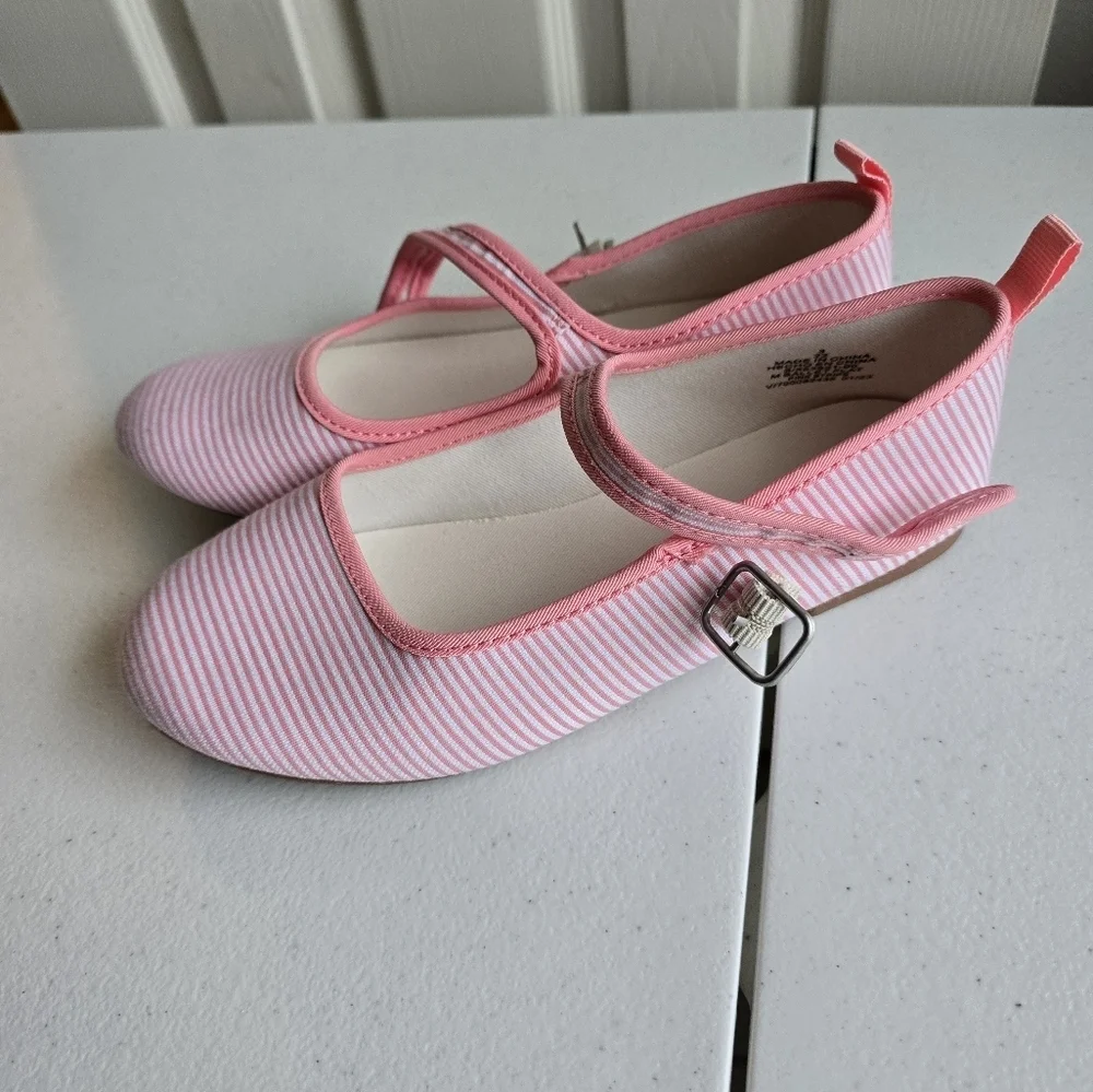 Old Navy Pink Striped Kids Shoes Size 3